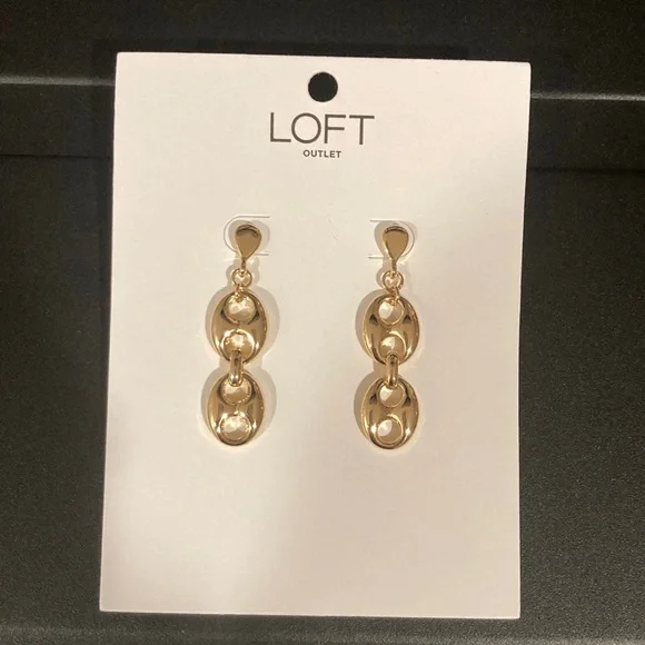 Loft Chain Earrings - Picture 6 of 7